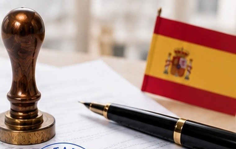 Супровід до нотаріуса в Іспанії